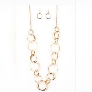 Elegant Gold Circle Necklace and Earring Set